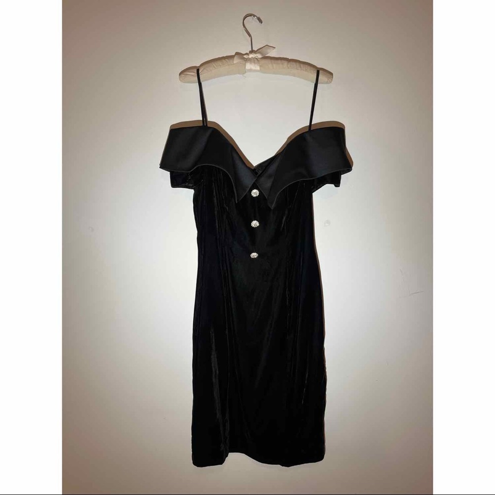 (S/M) Vintage Velvet off-the-shoulder Dress